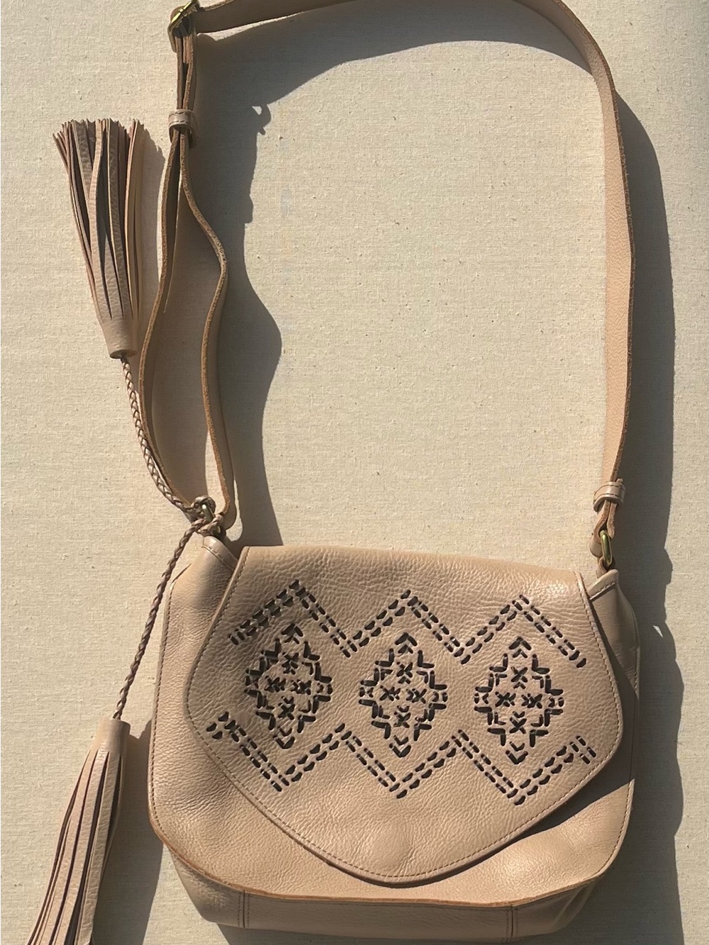 Isabella Fiore Beige Leather Crossbody Bag with Tassel